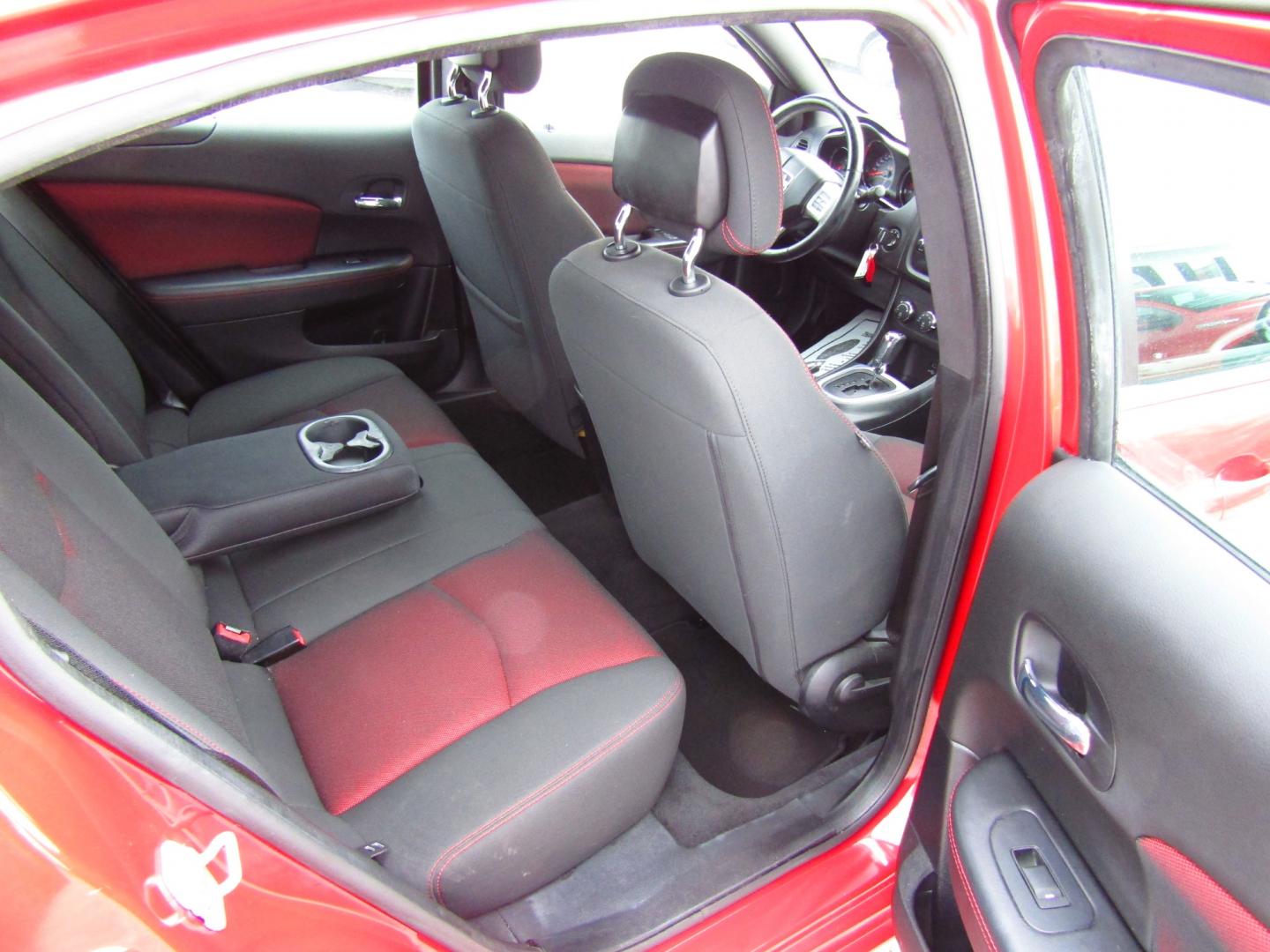 2012 Red Dodge Avenger SXT (1C3CDZEG1CN) with an 3.6L V6 DOHC 24V engine, Automatic transmission, located at 15016 S Hwy 231, Midland City, AL, 36350, (334) 983-3001, 31.306210, -85.495277 - Photo#6